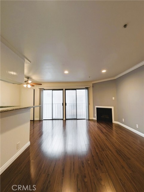 Building Photo - 11162 Camarillo St