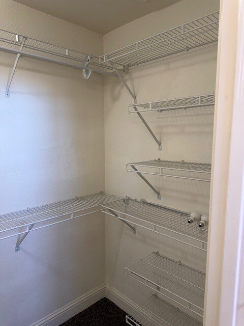 Building Photo - 2829 Hawkins Ln