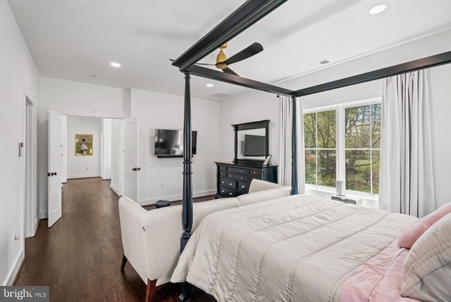 Building Photo - 6202 Massachusetts Ave