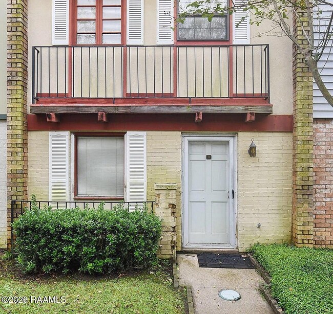 Building Photo - 1312 Dulles Dr