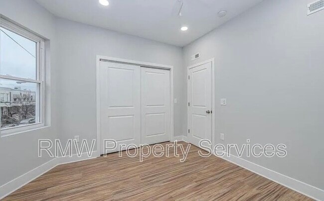 Building Photo - 2031 S 19th St