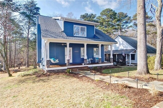 Building Photo - 4060 Merritt Dr