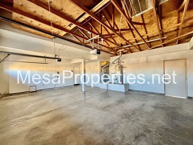 Building Photo - 12468 Redrock Ct