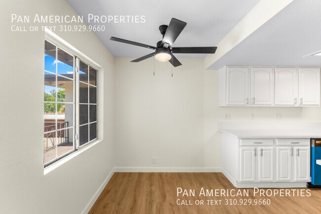 Building Photo - 4484 La Deney St