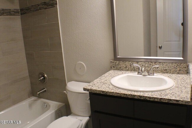Building Photo - 7425 Norte Mesa Ln