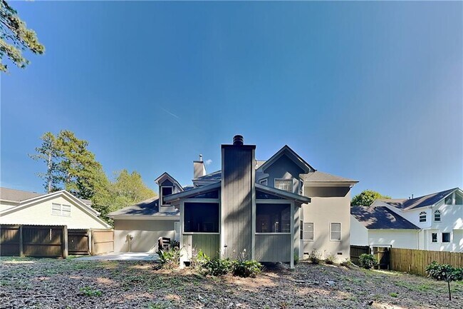 Building Photo - 2427 Brookvine Ln