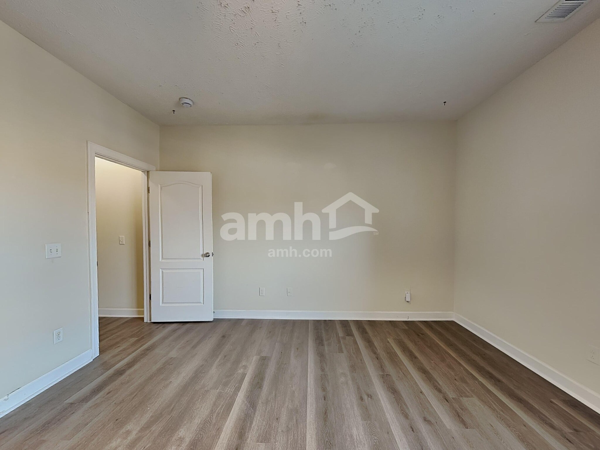 Building Photo - 908 Cabernet Trl