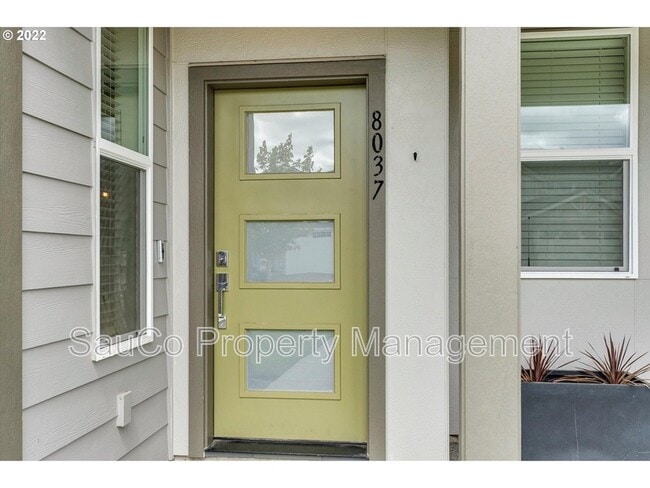 Building Photo - 8037 SE Engelmann St