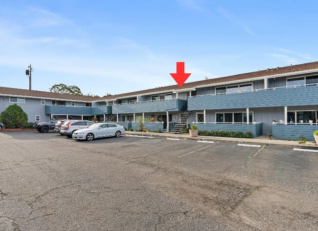 Building Photo - 2209 Otis Dr