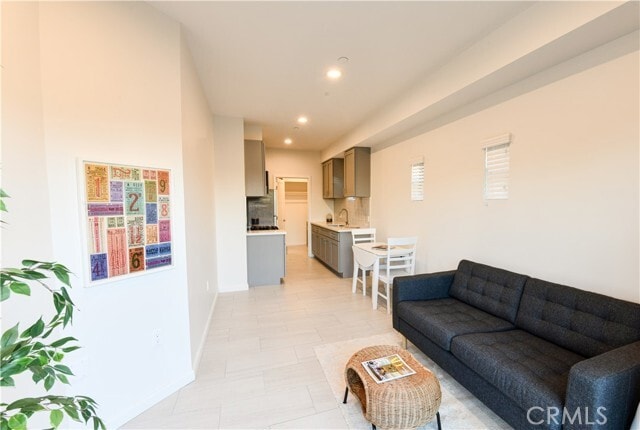 Building Photo - 15828 S Villas Lane