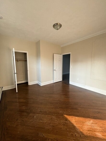 Building Photo - 330 Keer Ave
