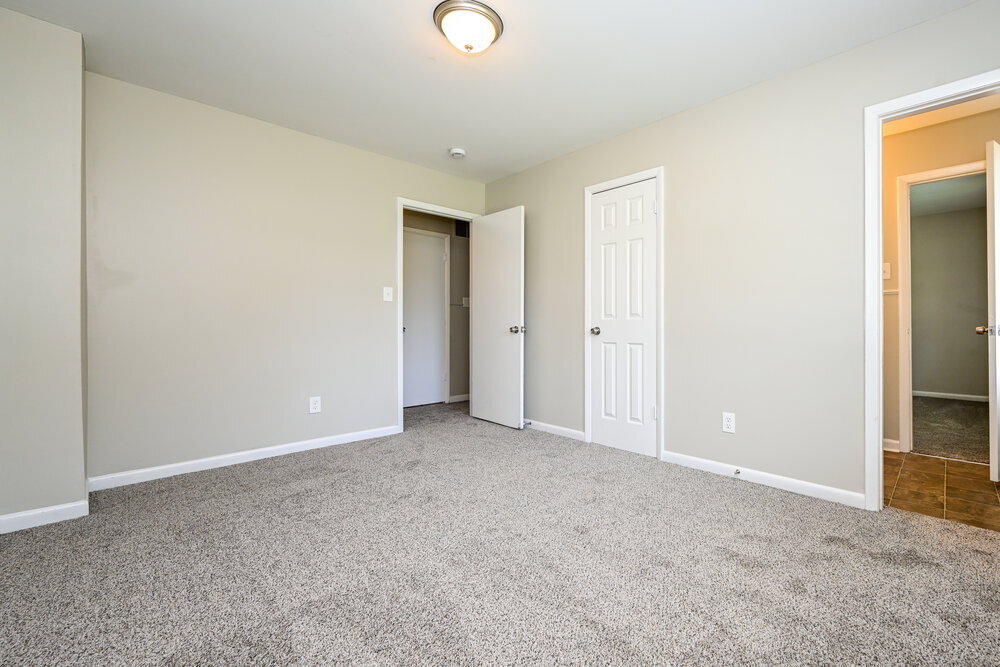 Building Photo - 2372 Rolling Rock Dr