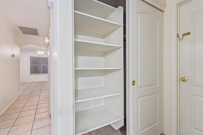 Building Photo - 2390 E Whitten St