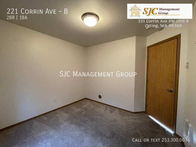 Building Photo - 221 Corrin Ave NW