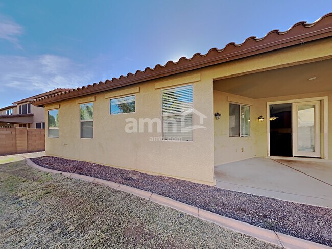Building Photo - 17578 W Ironwood St