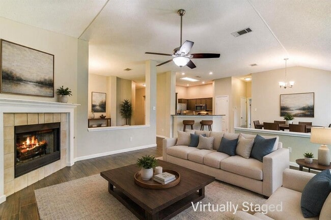 Building Photo - 1303 Crossvine Way