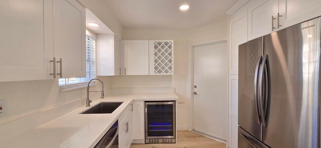 Building Photo - 13150 Green Finch Terrace