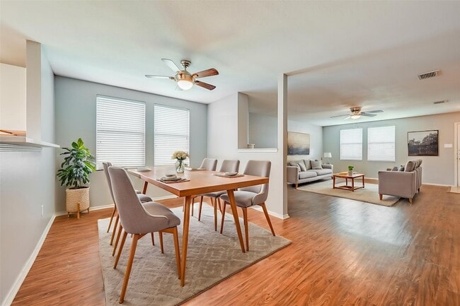 Building Photo - 8406 Beachplum Way
