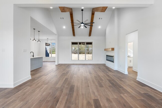 Building Photo - 19 Denali Dr