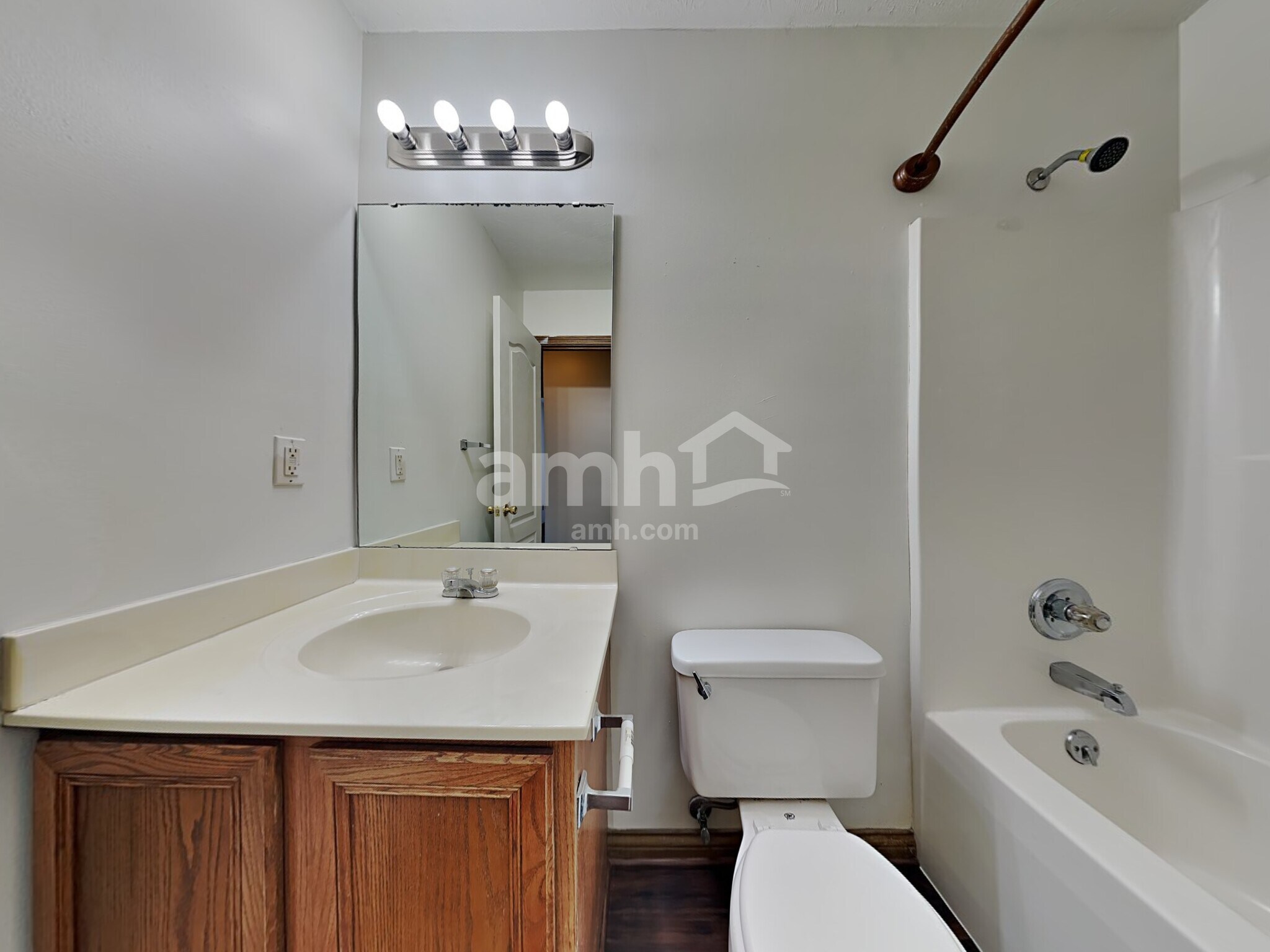 Building Photo - 599 Astoria Ct