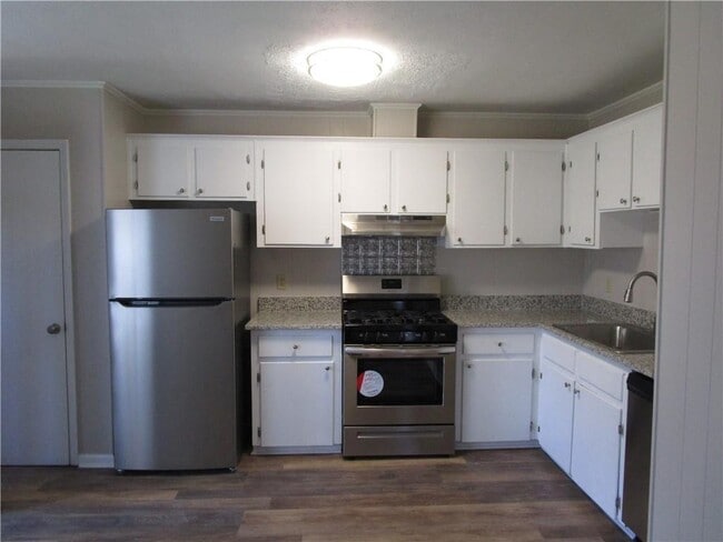 Building Photo - 4441 Township Dr