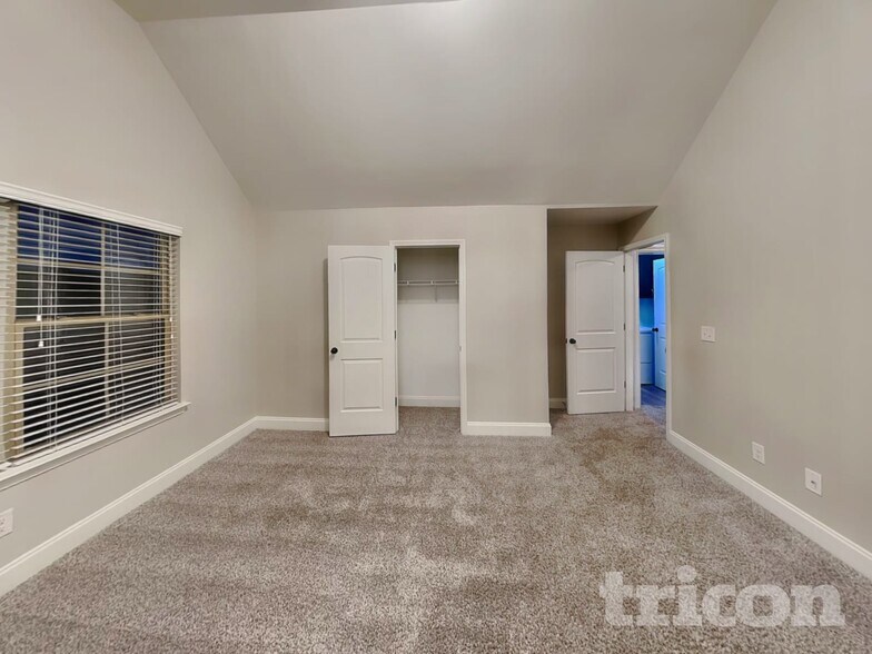 Building Photo - 544 Georgia Cir