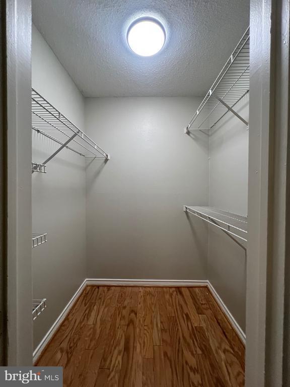 Building Photo - 1530 Lincoln Way