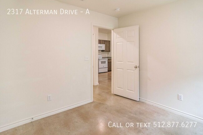 Building Photo - 2317 Alterman Dr