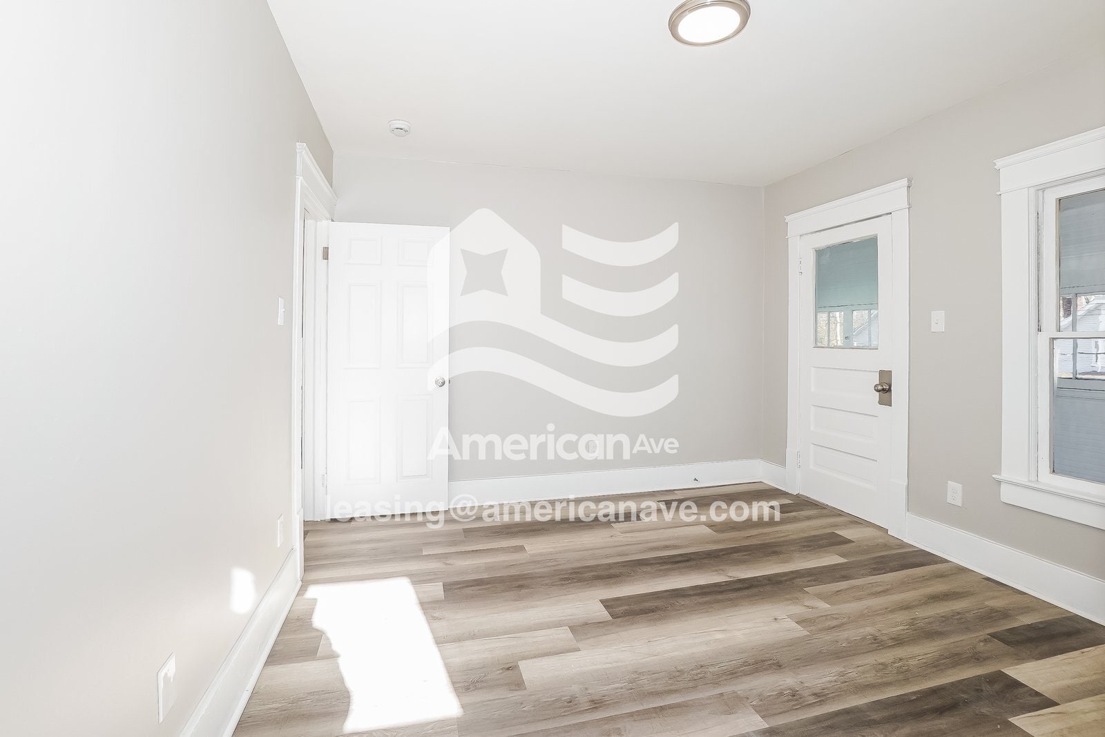 Building Photo - 724 Carlysle St