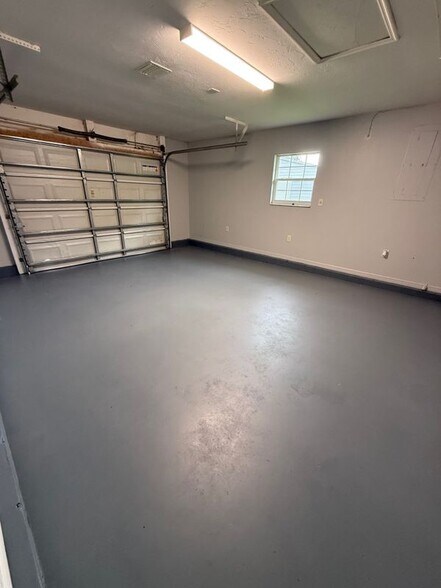 Building Photo - Lake Butler, 15956 SE 71st