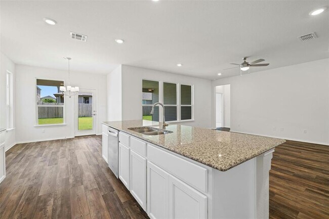 Building Photo - 3643 Sorriso Ln