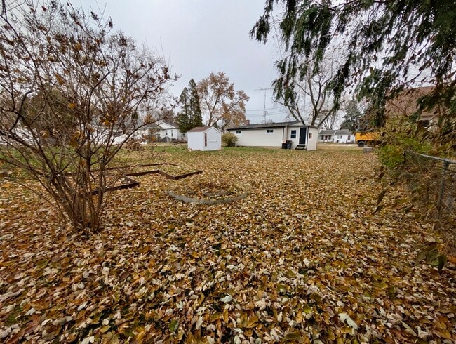 Building Photo - 216 N 9th St