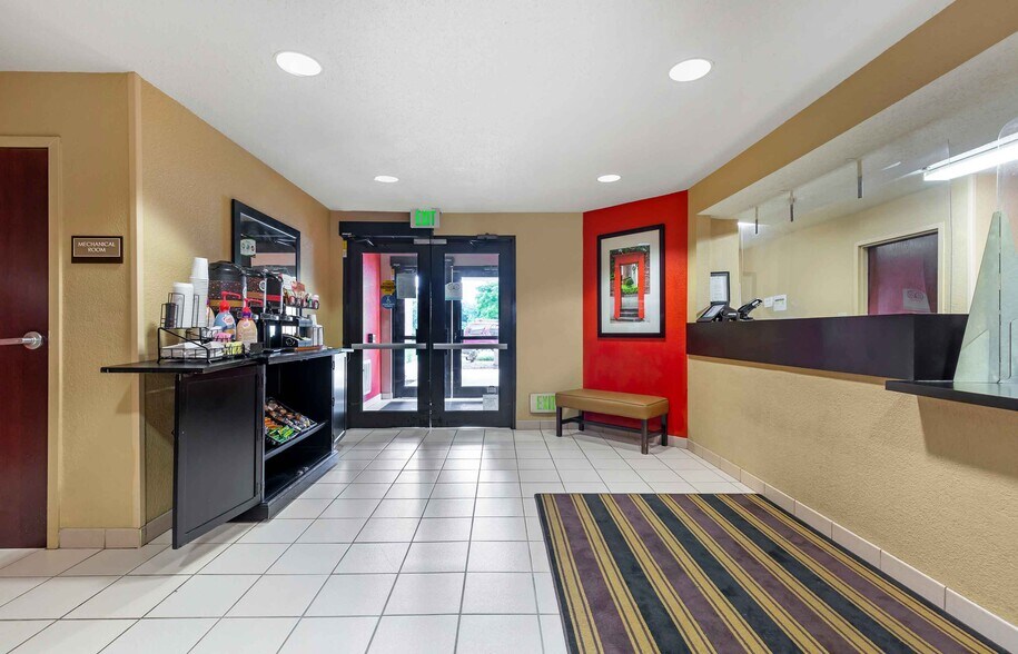 Building Photo - Furnished Studio-Baltimore - Timonium