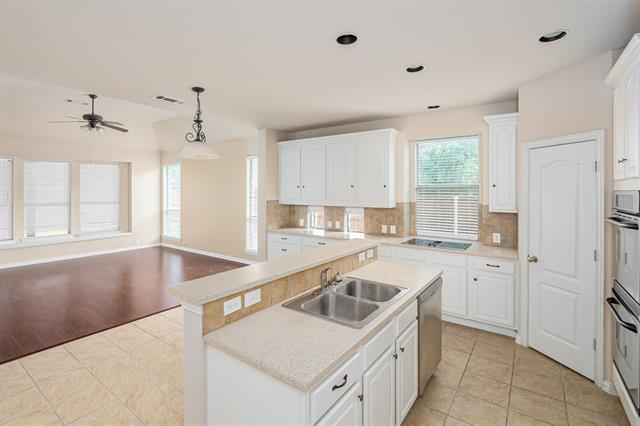 Building Photo - 11085 Prescott Dr