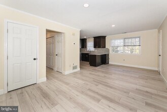 Building Photo - 2103 Whitpain Hills