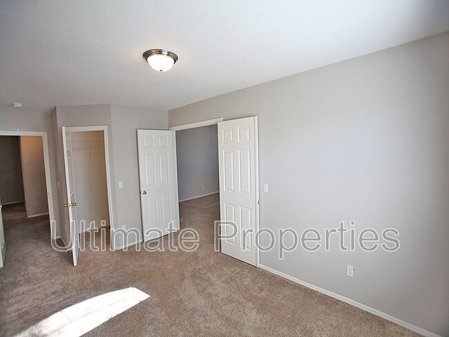 Building Photo - 3528 W Allens Peak Dr