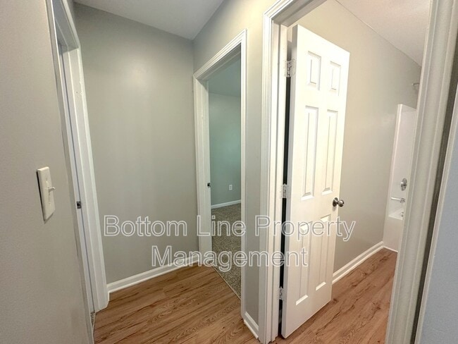 Building Photo - 1463 Hidden Stream Ct