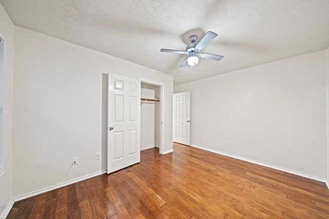 Building Photo - 13130 Eldridge Meadow Dr