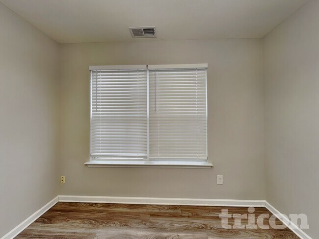 Building Photo - 13730 Elsie Caldwell Ln