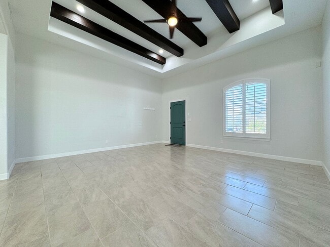 Building Photo - East El Paso 4 bed Refrig A/C with Gorgeous Backyard!