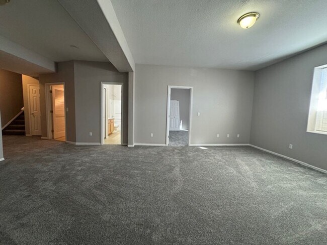 Building Photo - Charming 3BD Townhome in Gated Community just minutes from Peterson AFB & Fort Carson - Security ...