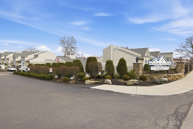 Building Photo - 26 Beacon St