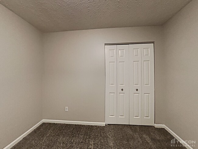 Building Photo - 4243 Hovenweep Dr