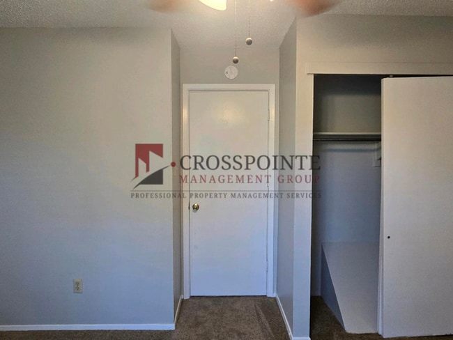 Building Photo - Available Now! Spacious 2-Bedroom, 1.5-Bath Townhome in White Oak!