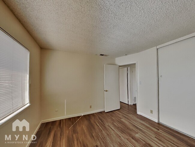 Building Photo - 3157 Occidental Dr