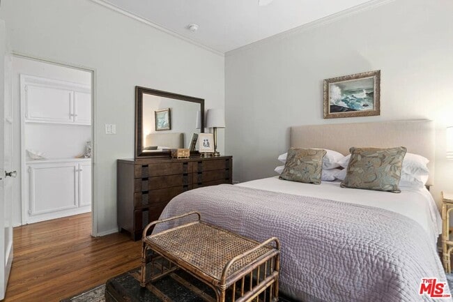 Building Photo - 9980 Durant Dr