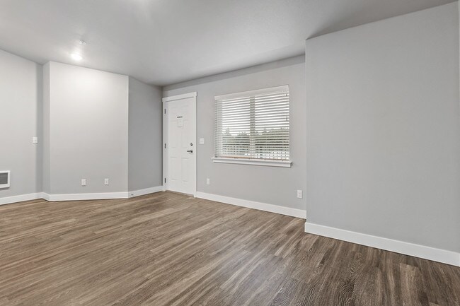 Studio A - Norpoint Landing Apartments