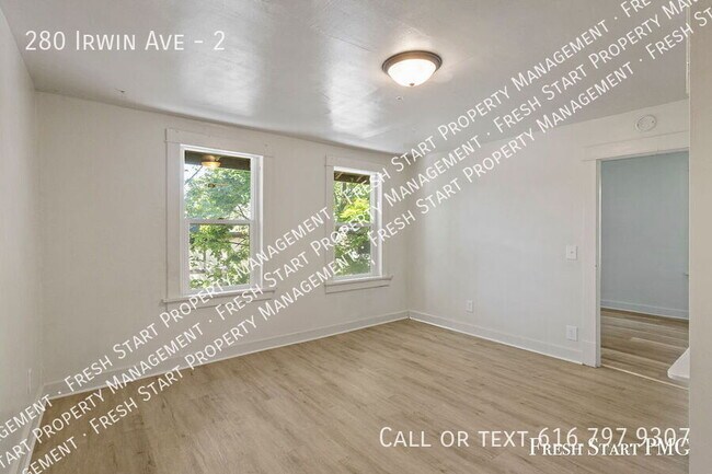 Building Photo - 280 Irwin Ave