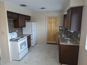 Building Photo - 25337 S Montmartre Ct