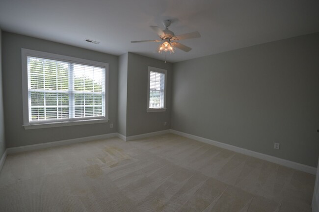 Building Photo - 103 Grande Dr